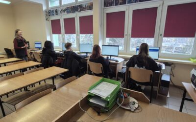 Języki łączą Europę – udział naszych uczennic w Juvenes Translatores