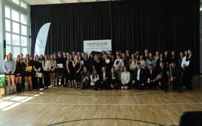 Zakończenie klas maturalnych w Centrum Kształcenia Zawodowego i Ustawicznego w Oławie 24 kwietnia 2026r